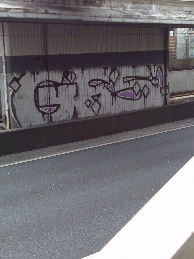 Graffiti Bombing - Photo by TagHagel - GFS, Essen