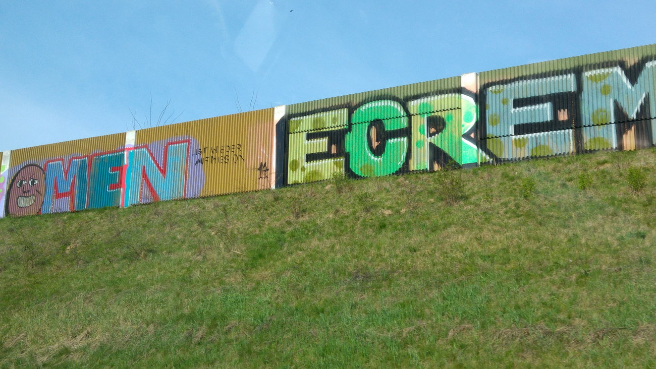 Graffiti Wall - Photo by TagHagel - OMEN, Ecrem, dfv (2016)