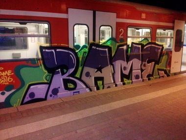 Graffiti Train - Photo by TagHagel - Bame, Haris, Cologne (2016)