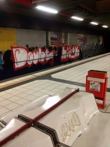 Graffiti Bombing - Photo by TagHagel - Köln, Cologne