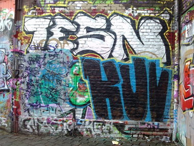 Graffiti Bombing - Photo by TagHagel - TESN, PUN, KUV