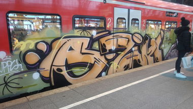 Graffiti Train - Photo by TagHagel - upps, köln (2017)