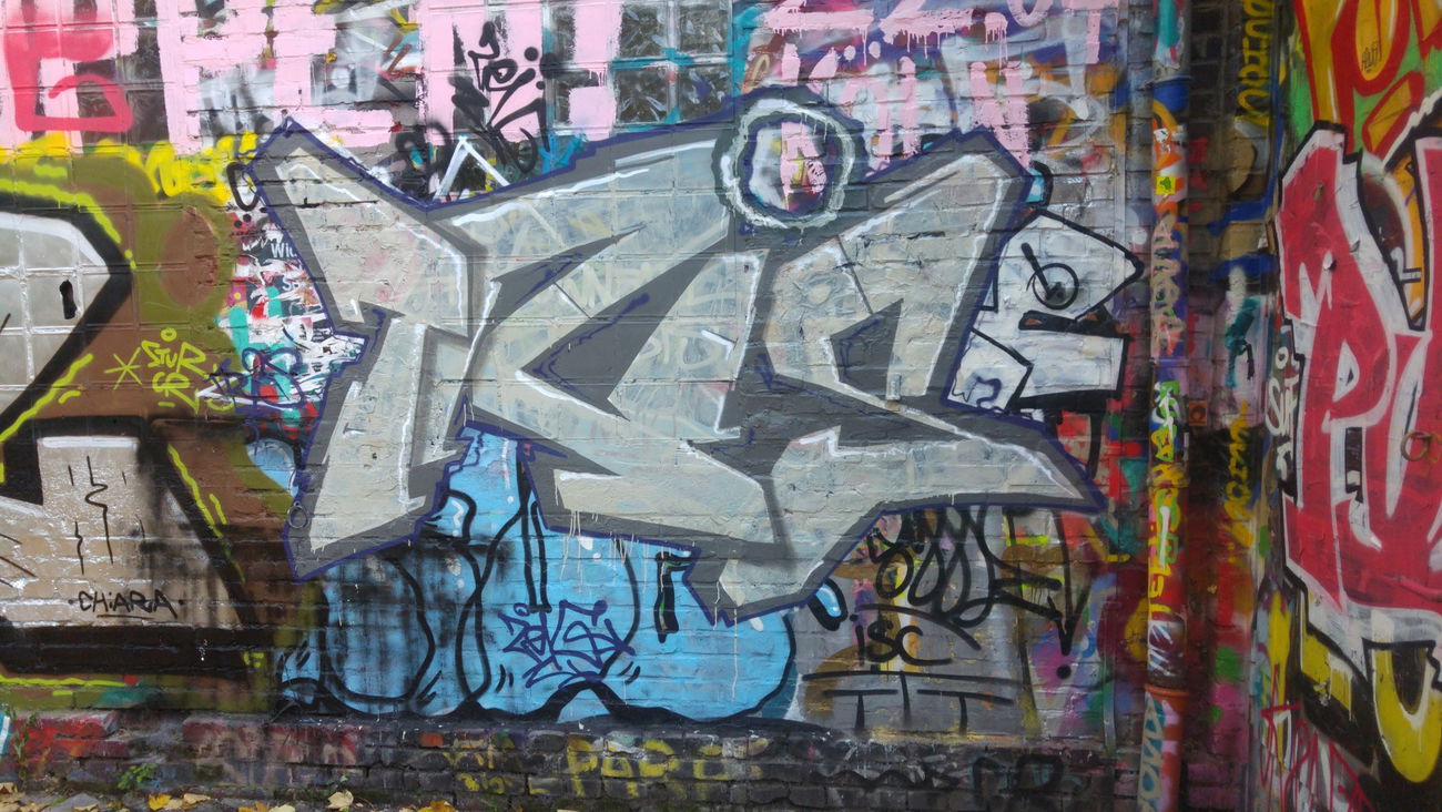 Graffiti Bombing - Photo by TagHagel - Tris, mülheim (2017)