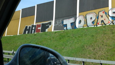 Graffiti Wall - Photo by TagHagel - hacf, topas, köln (2016)