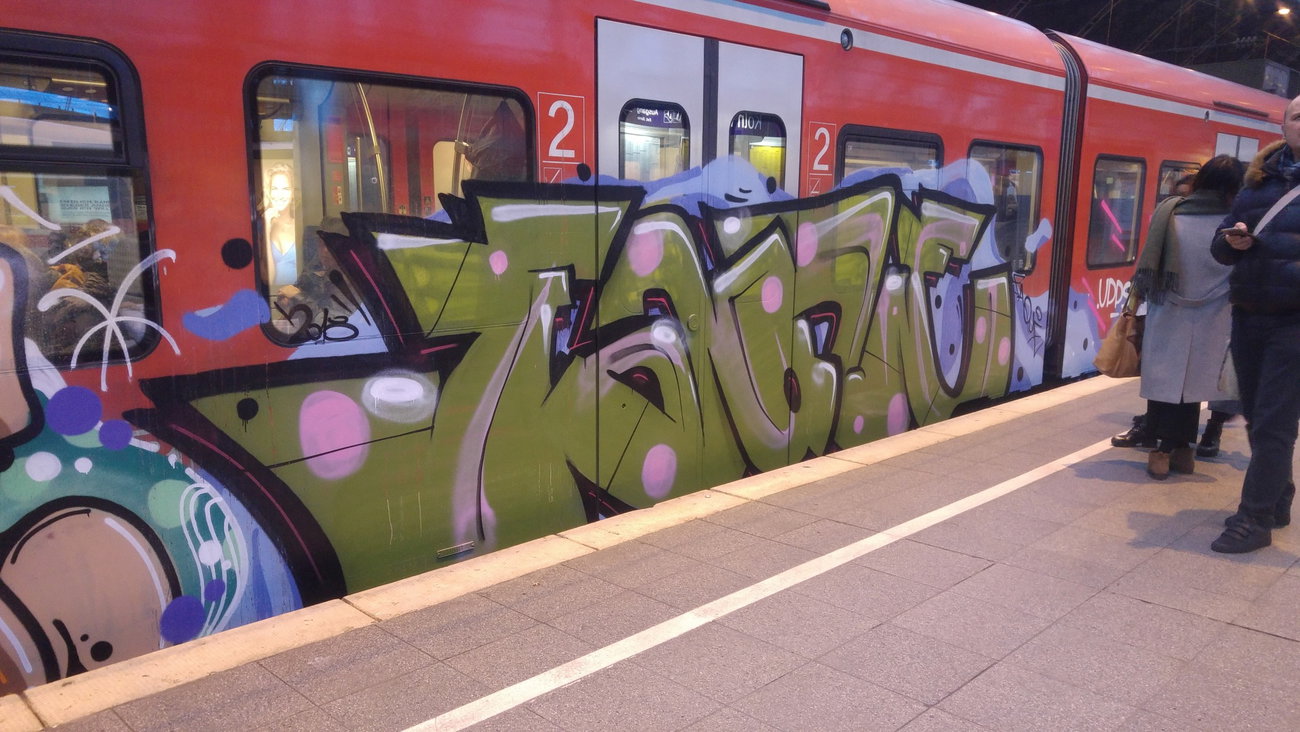 Graffiti Train - Photo by TagHagel - Upps (2018)