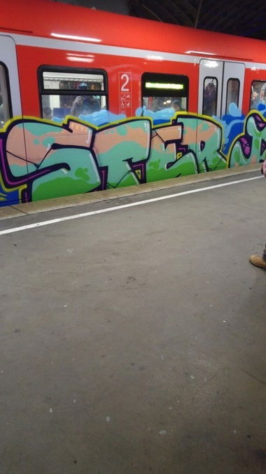 Graffiti Train - Photo by TagHagel - Ster, Foim, Köln (2016)