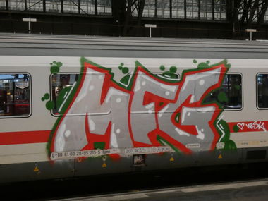 Graffiti Train - Photo by TagHagel - mfg, köln, cologne (2017)