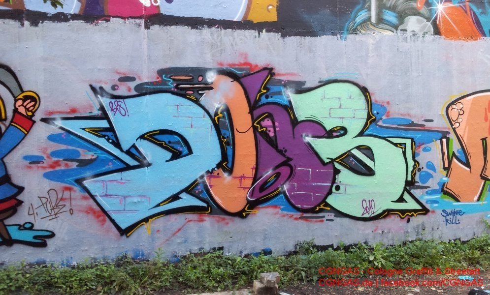 Graffiti Wall - Photo by TagHagel - PURE