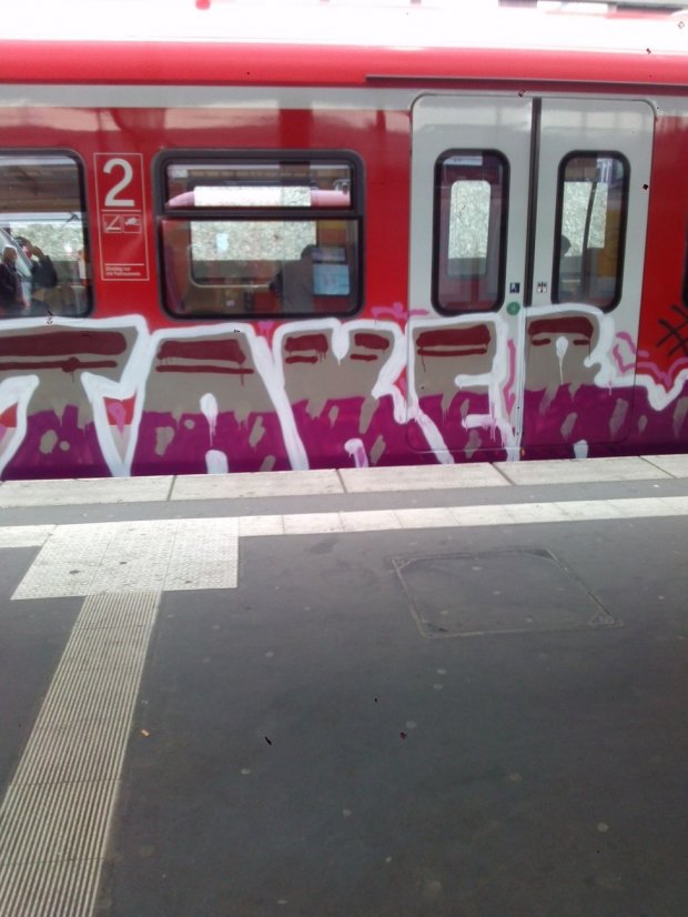 Graffiti Train - Photo by TagHagel - Taker (2015)