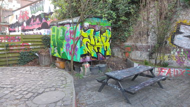 Graffiti Bombing - Photo by TagHagel - Zak, faux, kaizr (2017)