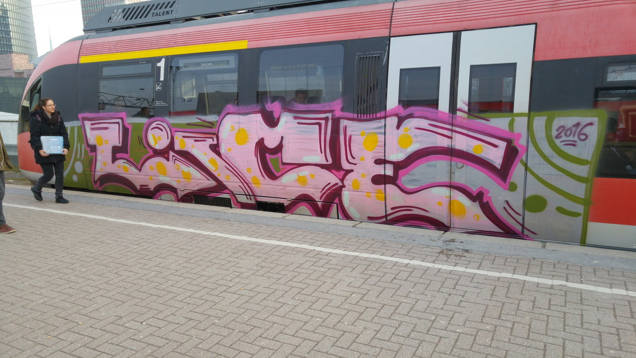 Graffiti Wall - Photo by TagHagel - lice, dortmund