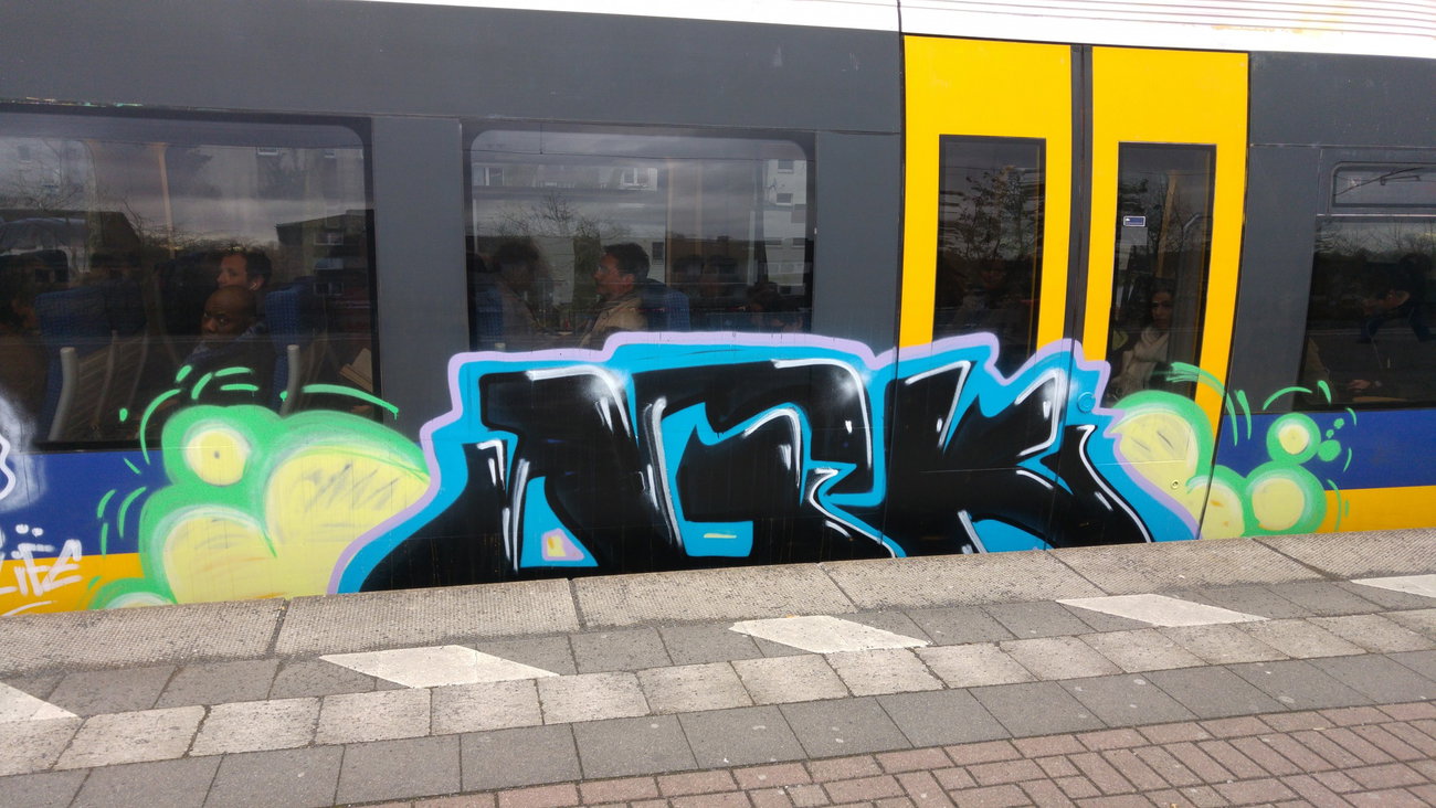 Graffiti Wall - Photo by TagHagel - ogk, dgk, ? (2017)