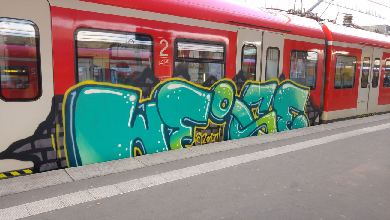 Graffiti Wall - Photo by TagHagel - setop, hub, weise (2017)