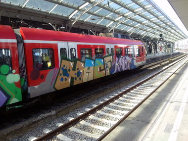 Graffiti Train - Photo by TagHagel - krice, hacf, ha (2016)