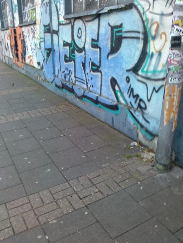 Graffiti Bombing - Photo by TagHagel - Geier, IMR, Teos