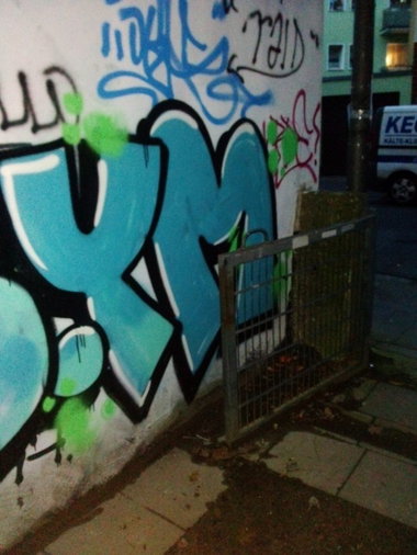 Graffiti Bombing - Photo by TagHagel - Cops, YM, Köln