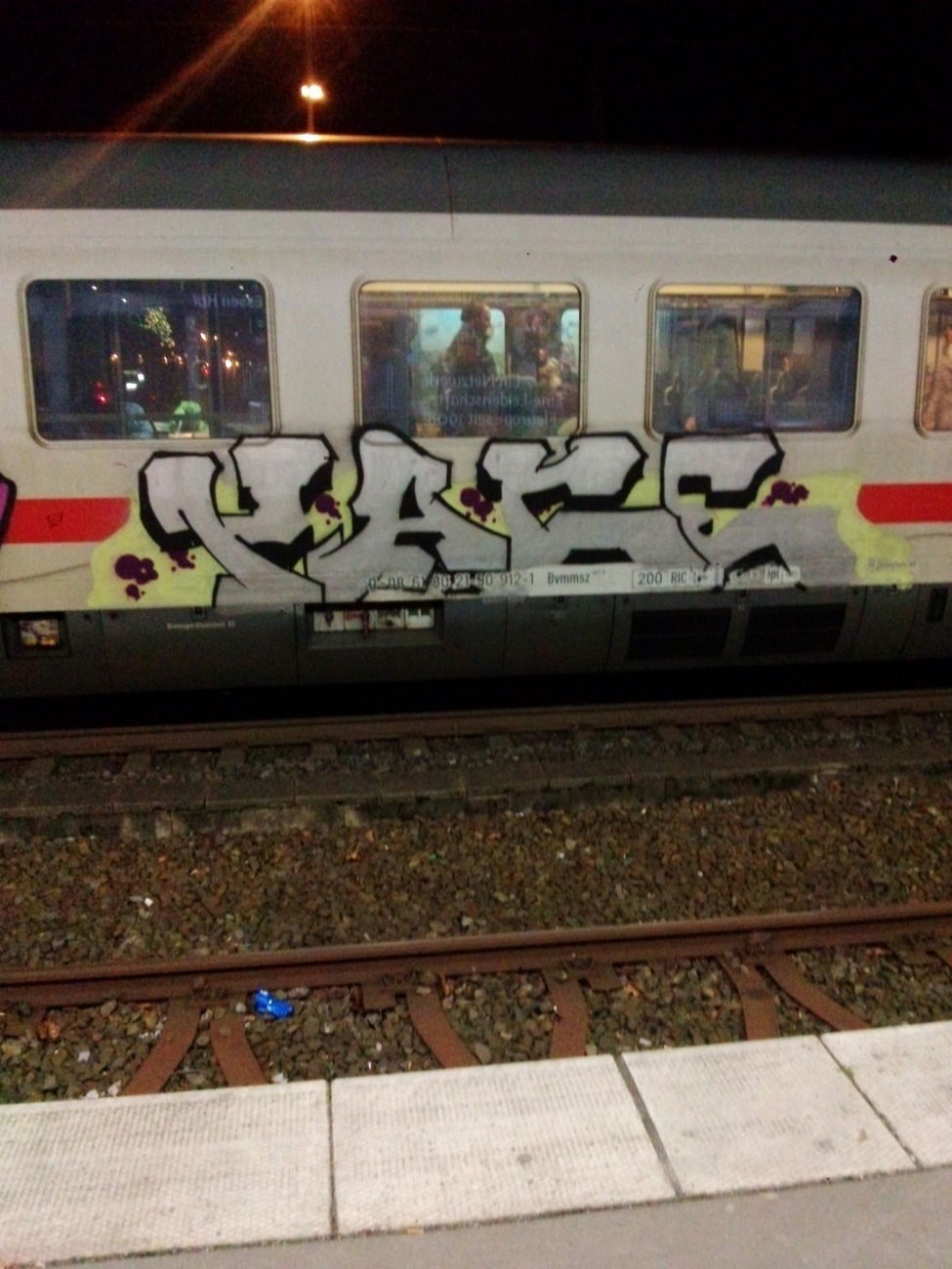 Graffiti Train - Photo by TagHagel (2015)