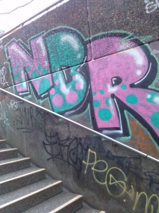 Graffiti Bombing - Photo by TagHagel - NBR, Köln, Cologne