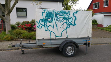 Graffiti Bombing - Photo by TagHagel - Essen, character (2016)