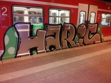Graffiti Train - Photo by TagHagel - Haris, Bame, Cologne (2016)