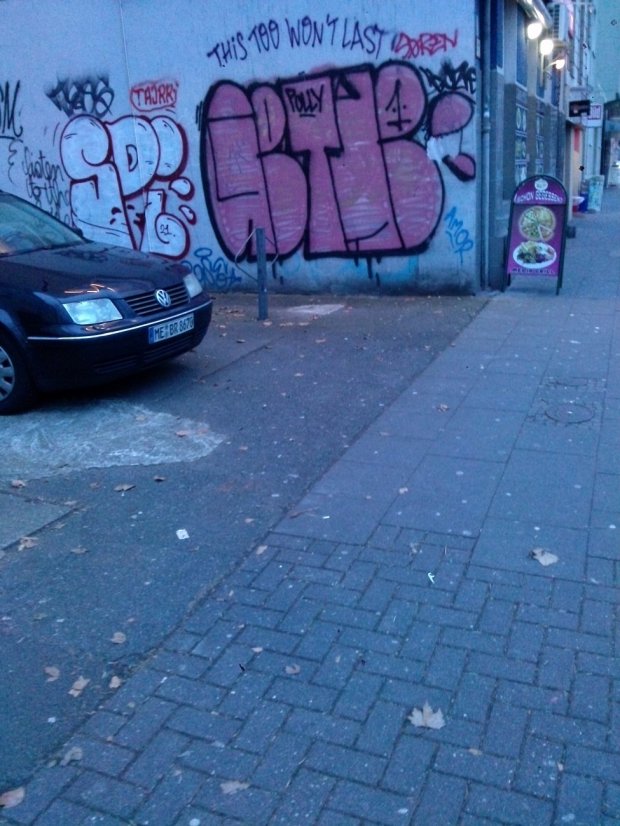 Graffiti Bombing - Photo by TagHagel - Get, Me, GETME