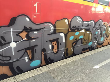 Graffiti Train - Photo by TagHagel (2015)