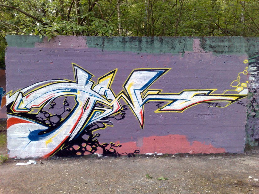 Graffiti Wall - Photo by Takoe - tako, amc, AMC (2012)