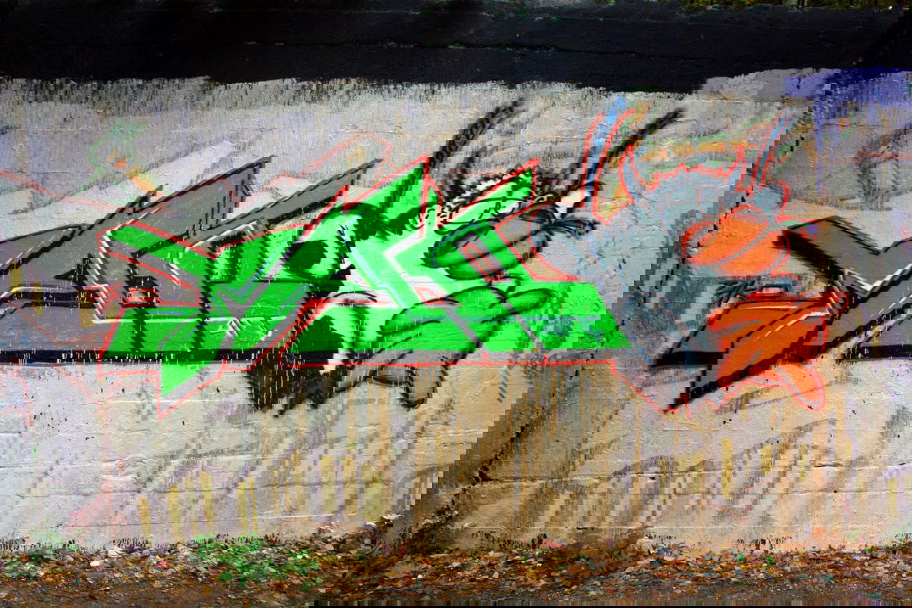 Graffiti Wall - Photo by Takoe - tako, amc, AMC (2013)