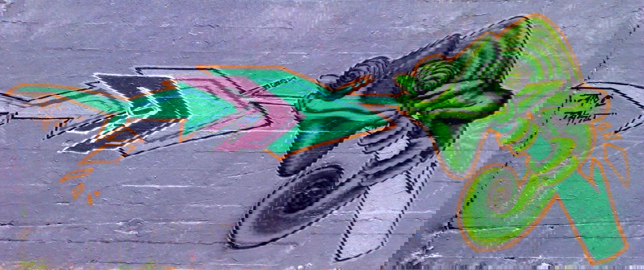 Graffiti Wall - Photo by Takoe - tako, amc, AMC (2013)