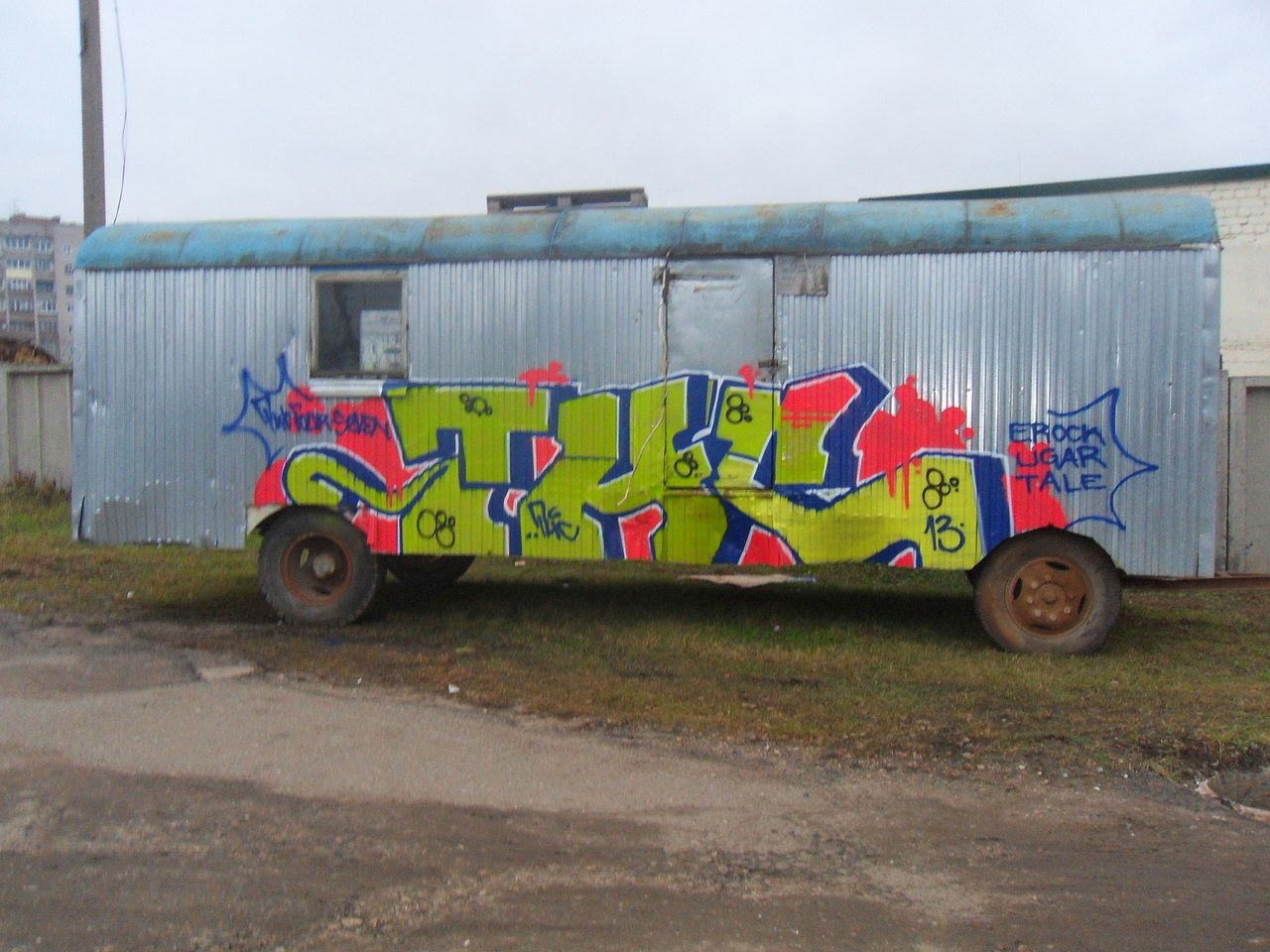 Graffiti Bombing - Photo by Tale