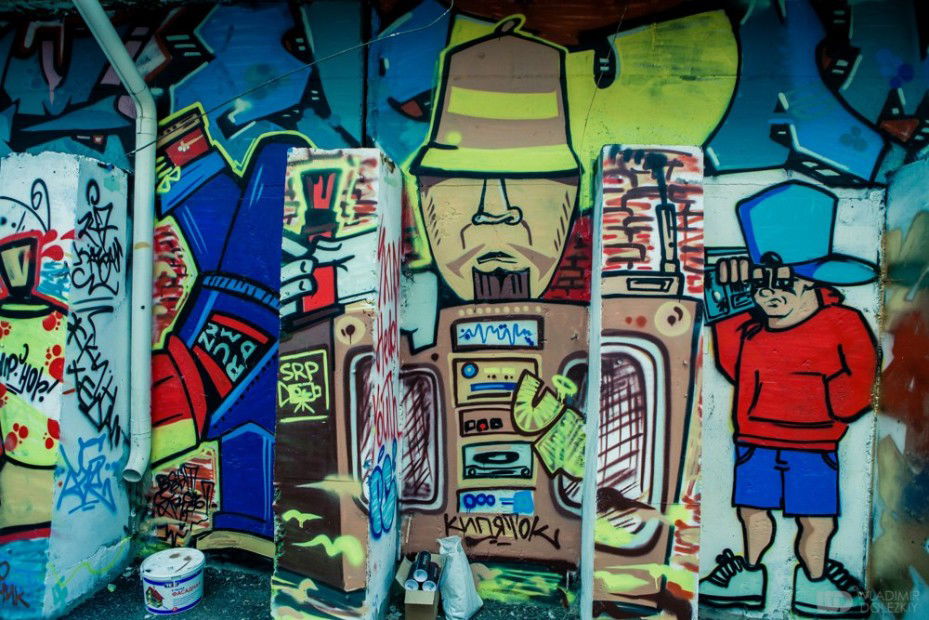 Graffiti Wall - Photo by Talerone