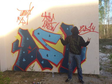 Graffiti Wall - Photo by Tampalasc