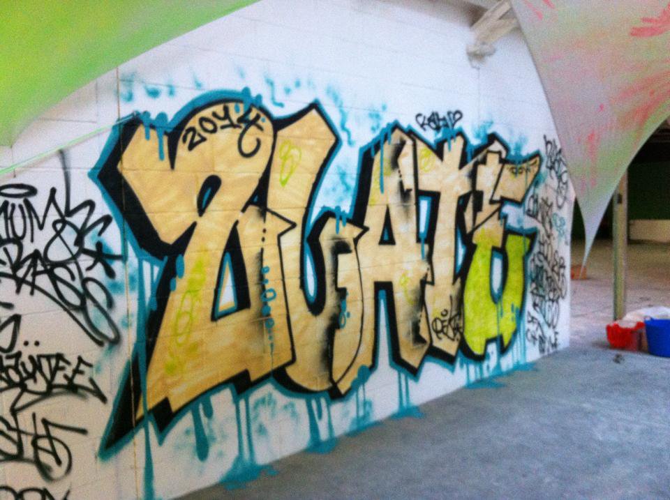 Graffiti Wall in United Kingdom - Photo by TangoBastard - TOO, LATE, 2LATE (2014)