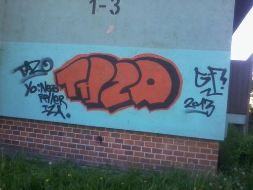 Graffiti Bombing in Police - Photo by Tazik1