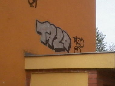 Graffiti Bombing in Police - Photo by Tazik1