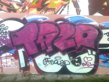 Graffiti Bombing in Police - Photo by Tazik1 - ft.alcer