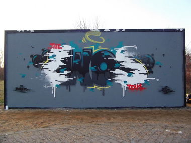 Graffiti Wall - Photo by TeamEwos - Ewos (2015)