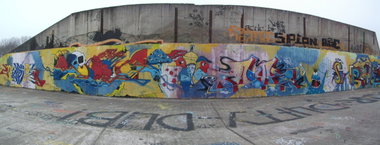 Graffiti Wall - Photo by TeamEwos (2012)