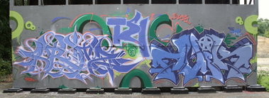 Graffiti Wall - Photo by TeamEwos (2013)