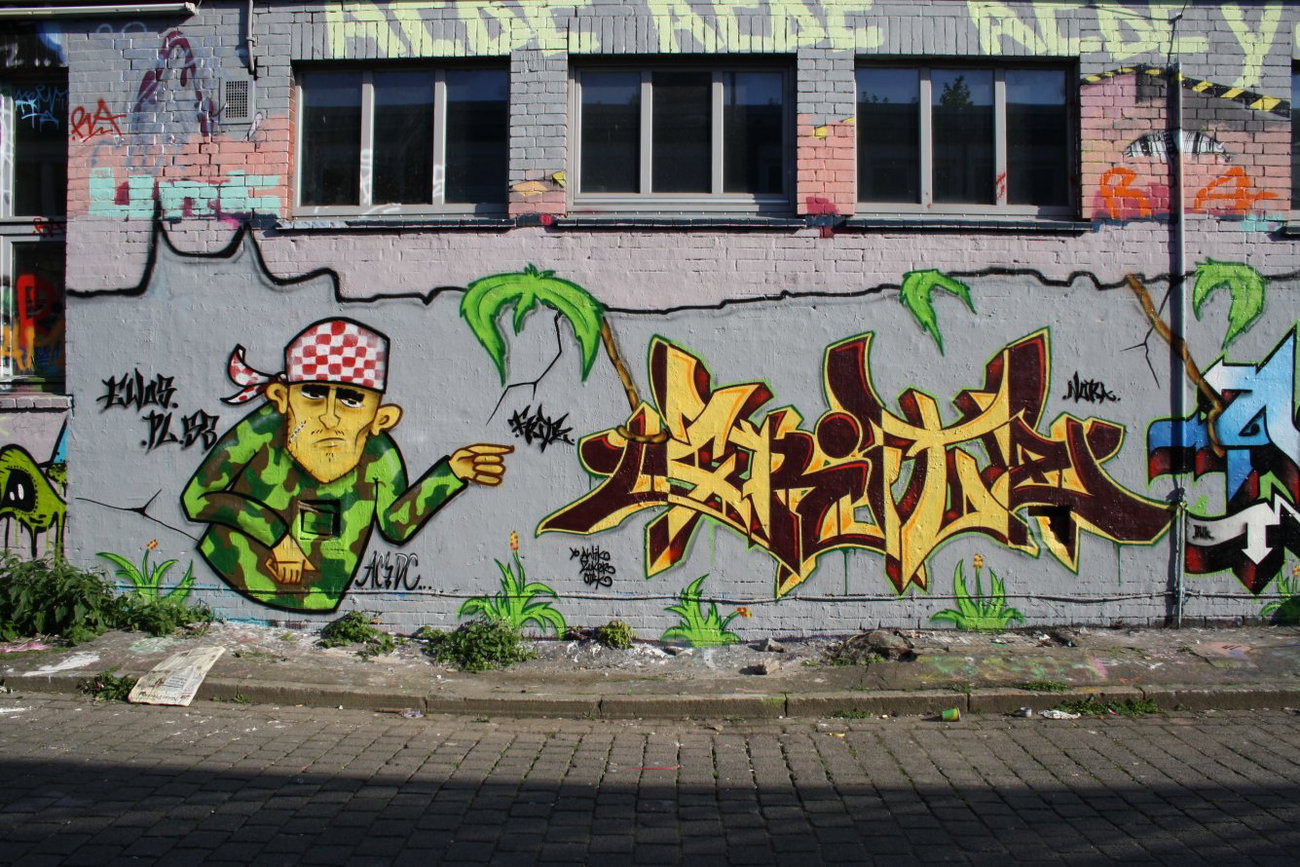 Graffiti Wall - Photo by TeamEwos - Fritz (2012)