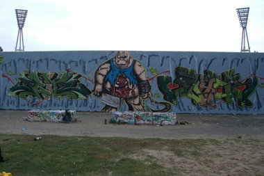 Graffiti Wall - Photo by TeamEwos - Fritz-Awik-Ewos (2006)