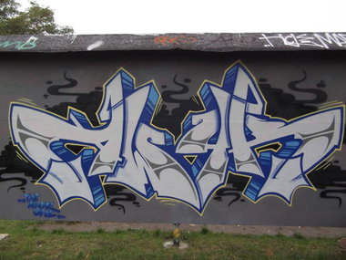 Graffiti Wall - Photo by TeamEwos - Awyk_Ewos (2013)
