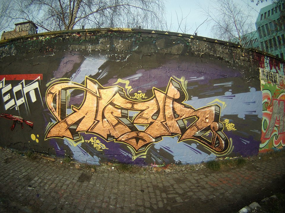 Graffiti Wall - Photo by TeamEwos (2014)