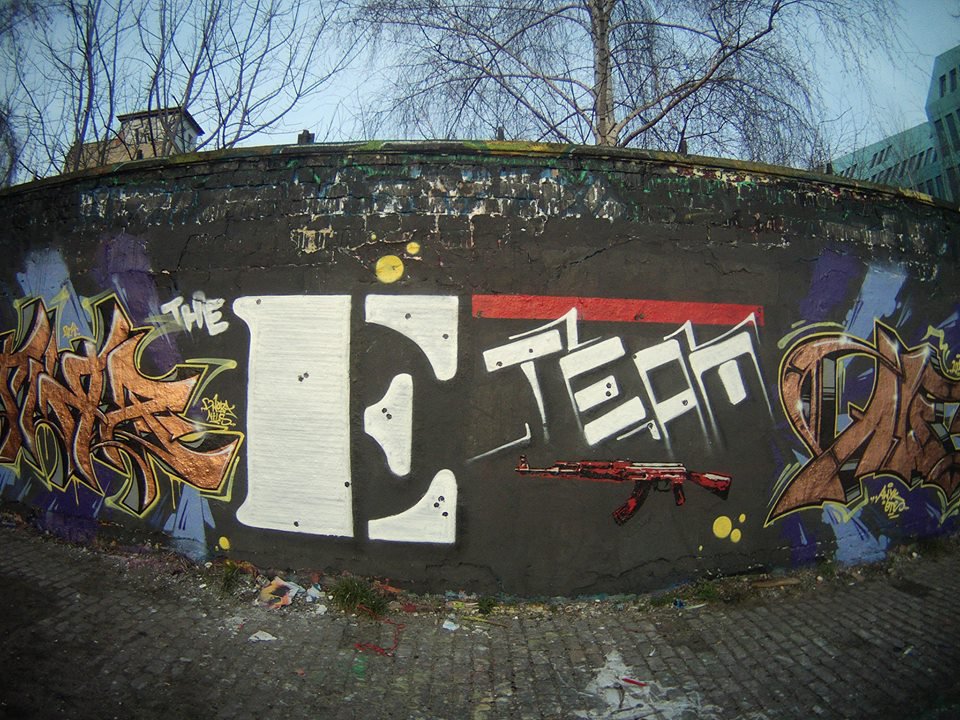 Graffiti Wall - Photo by TeamEwos (2014)
