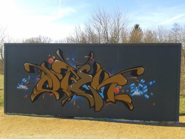 Graffiti Wall - Photo by TeamEwos - OtekEwos (2014)