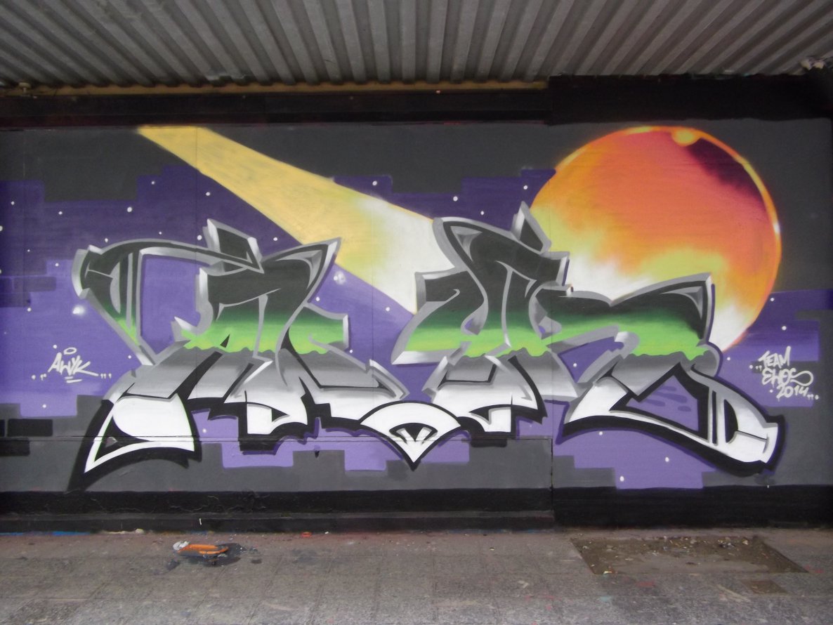 Graffiti Wall in Berlin - Photo by TeamEwos - Awyk/Ewos (2014)