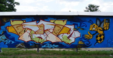 Graffiti Wall - Photo by TeamEwos - Ewos (2014)