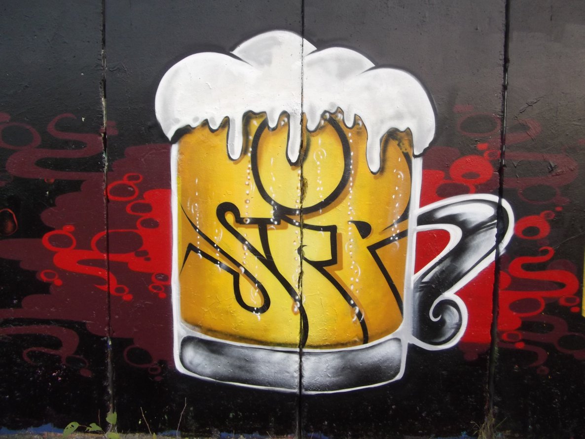 Graffiti Wall - Photo by TeamEwos - Awyk-Ewos (2014)