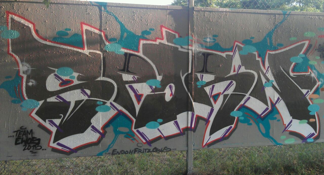 Graffiti Wall - Photo by TeamEwos - Ewos, EwosCrew (2015)