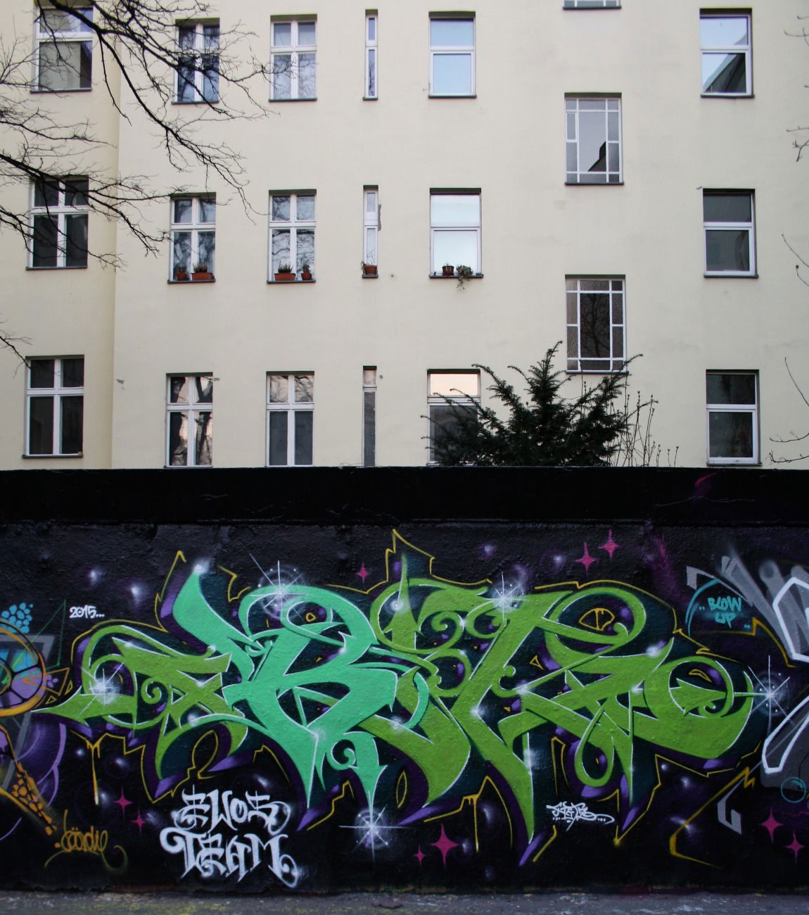 Graffiti Wall - Photo by TeamEwos - Fritz, Ewos, EwoCrew (2015)